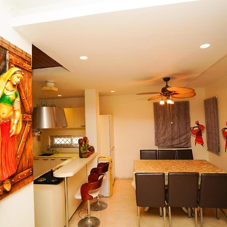 Golden Villa - Duplex House With Private Theater - Near To Alipiri And Bhudevi Ttd Ticket Counter And Kapilateertham Tirupati Exterior photo