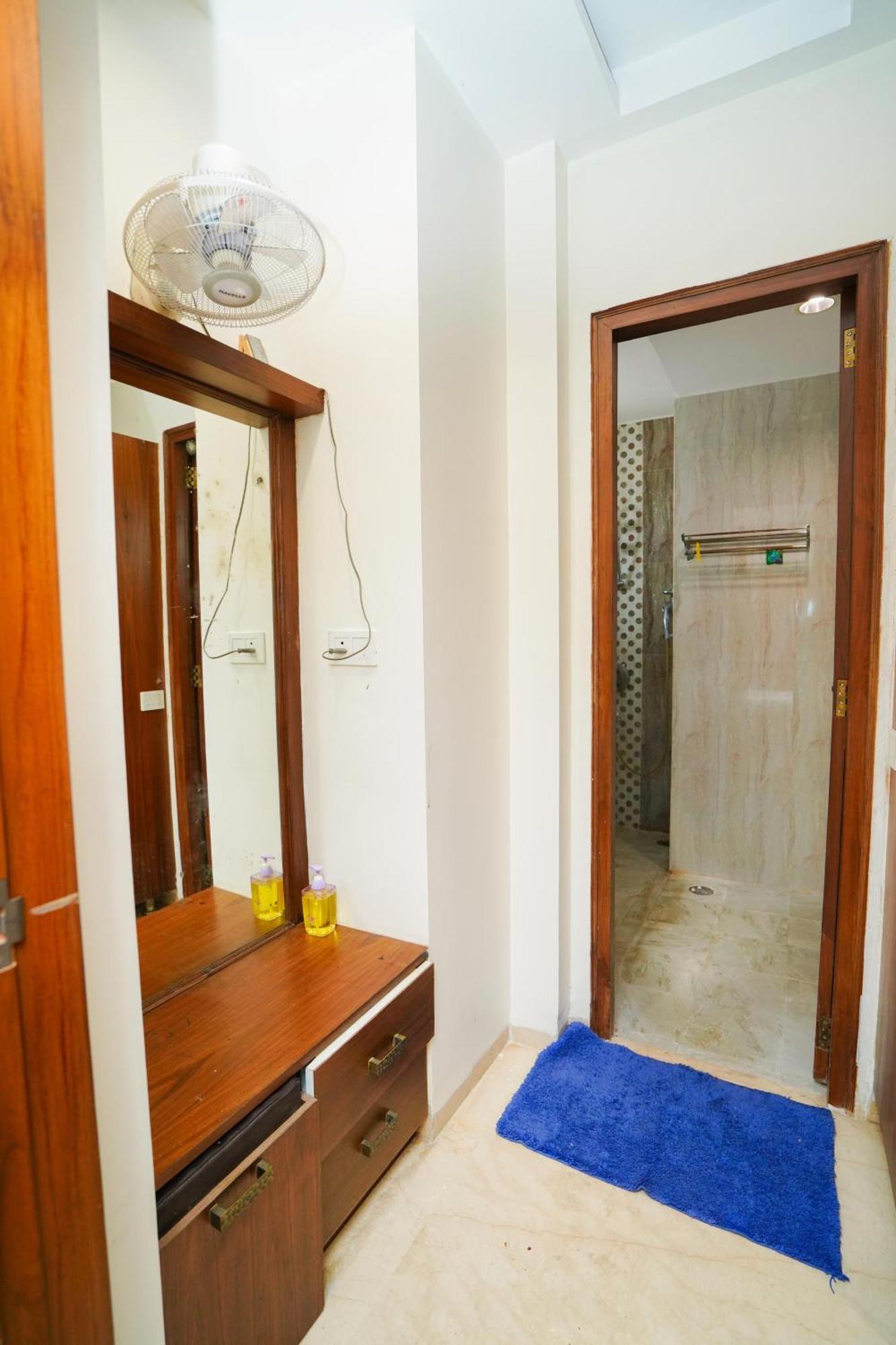 Golden Villa - Duplex House With Private Theater - Near To Alipiri And Bhudevi Ttd Ticket Counter And Kapilateertham Tirupati Exterior photo